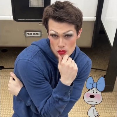 _thiefofheart's profile picture. Retreat Hell ! We’ve just got here !