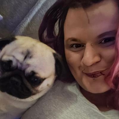 borderline_babe's profile picture. all Leeds are weeeeee #LUFC #mot   💙💛 Mentally unstable with a diagnosis 😂🙌🏻🤣 #Bpd  Bratty & proud ... role model bubbles from power puff girls 🍼😍🤣