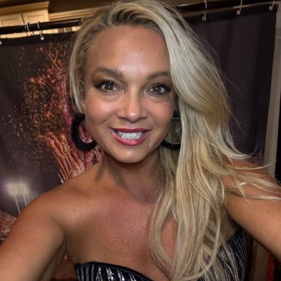 SallyTiger's profile picture. #USA #married #4kids #believer #ClemsonGrad #CollegeSports #conservative #prolife #MAGA #Cheers 🍻 #IFB