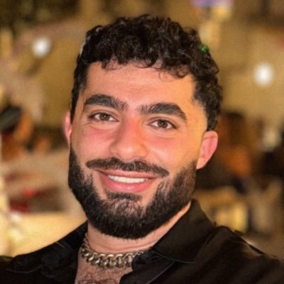 hagopxg's profile picture. Father of two, daddy to you.
UX/UI Designer