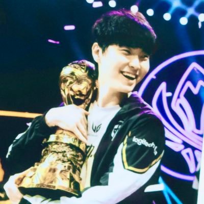 yootopiya's profile picture. 