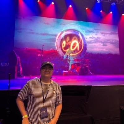 timlaporreee's profile picture. Don't tell me the sky's the limit when there are footprints on the moon.