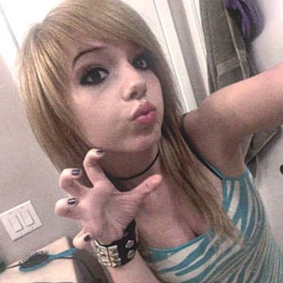 seekingserny's profile picture. ♥️I’ve spent my summers contemplating what i’m gonna do with my life♥️ @seekingserny on insta🌟