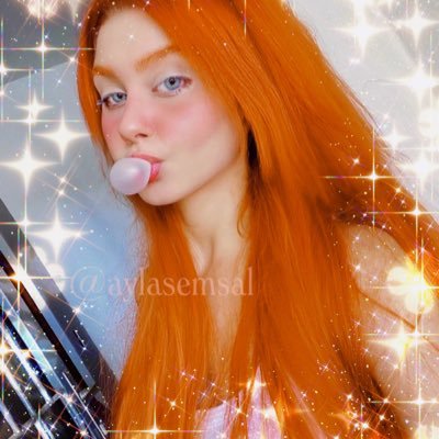 aylasemsal's profile picture. ˚.🎀༘⋆ Ruivinha rabuda com borderline, desesperada pela sua atenção... posso ser sua carente namoradinha yandere, senpai? ˚˖𓍢ִ໋🌷͙֒✧