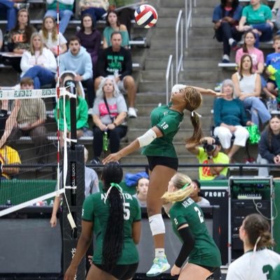 myasvbacc18's profile picture. Varsity Volleyball #18