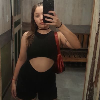 LaraPaysse2's profile picture. 