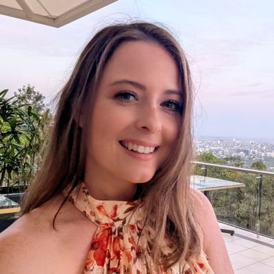 ReneeOnTwitch's profile picture. Author, Twitch Partner, Youtube Partner, Creative Director of @skynationpub, Creator Relations Manager for @HoodedHorseInc

reneeskyplays@gmail.com