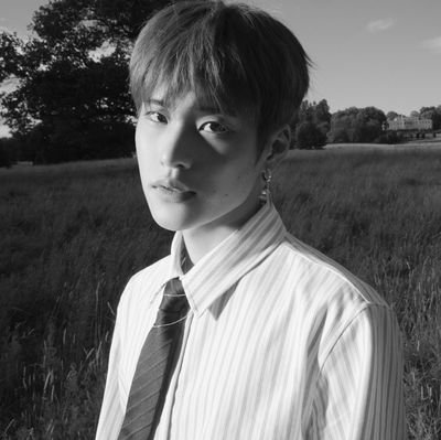 yejilonghair's profile picture. arroba cha underline, se mata