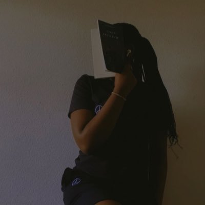 Parah_h's profile picture. UI/UX Designer || Design Educator || Building @Limelight_HQ