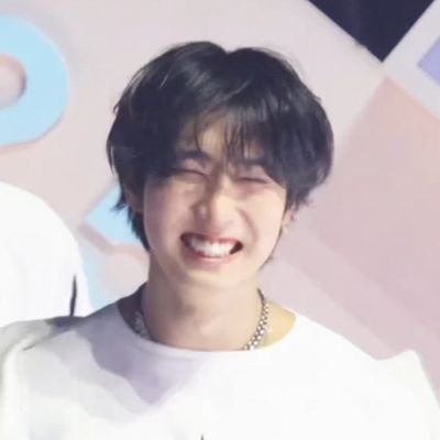 hannieguitar's profile picture. when the eight of us are together, we live and when we fall apart, we die ᯓᡣ𐭩 eternally stay -`♡´-