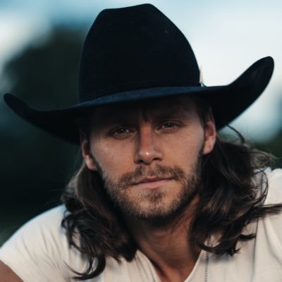 Warrenzeidteam's profile picture. 