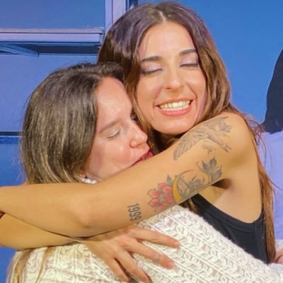 wildestidi's profile picture. |fan account| shoot for the moon. ✨ ↠ compi de viaje. ↳𝐜𝐚𝐝𝐚 𝐛𝐞𝐥𝐥𝐚 𝐫𝐚𝐫𝐞𝐳𝐚 𝐪𝐮𝐞 𝐧𝐨𝐬 𝐝𝐢𝐬𝐭𝐫𝐚𝐞 𝐝𝐞 𝐥𝐚 𝐦𝐮𝐞𝐫𝐭𝐞.🪽