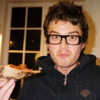 djovinyls's profile picture. joe keery x charlie heaton love bot