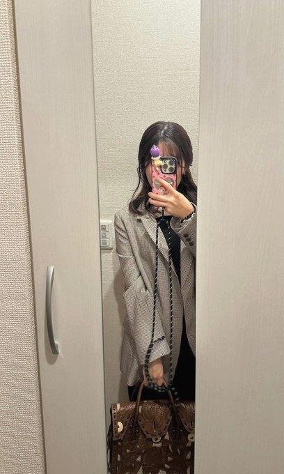 Nadeema41012974's profile picture. 海苔巻き先生が作ってくれたアラレのペンギン村物語💙