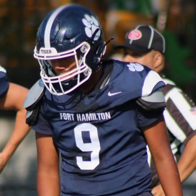 Elcricket02's profile picture. Devensive end c/o 2028 196lbs 5’10 3.3gpa