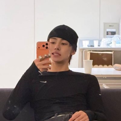 jayiayyelieng's profile picture. martin play that beat for katschella