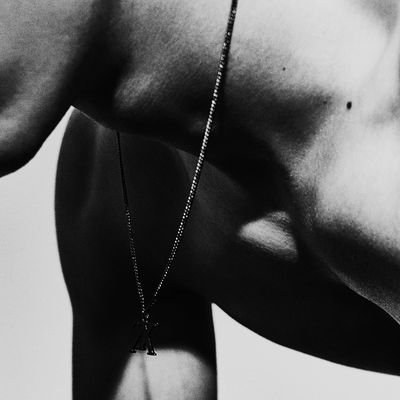 Servenest's profile picture. @LeeJeeno's