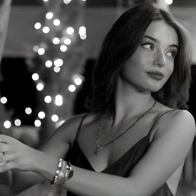 snehaforab_'s profile picture. Life's been a bit topsy turvy lately but I'm busy fangirling ⚖️🎬🎼