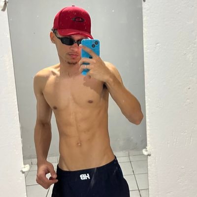 pedrosannchess's profile picture. PROMO SUBSCRIBE ONLY 😮‍💨🔞 https://t.co/xq6VrDKmKG