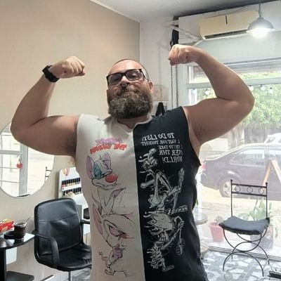 VikingoKing's profile picture. ☕ https://t.co/sqlxF0WHSh

(El único lugar donde subo fotos sin censura.)

P/D: La foto de culo en el perfil no cuenta.