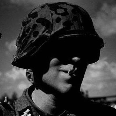 teyroo21's profile picture. 