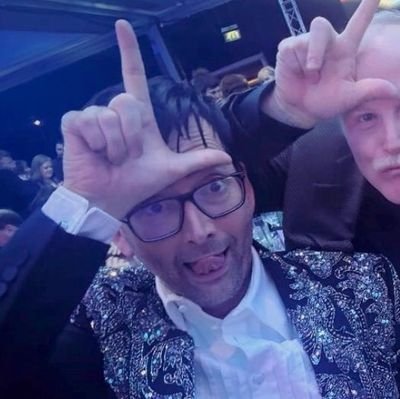 LovelyyMark's profile picture. #ALECHARDY: ''really you can’t trust anyone. not even the people you love. ultimately we’re all alone'' 🥂 ''to Ayli, love''
She/her 🏳️‍🌈