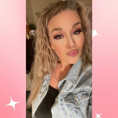 ladiamondbaby's profile picture. Im a simple pisces 2/21/75 i can swim in the shallow waters or dive into the deep sea...I even can swim with sea monsters! im just a gone with DaFlo chick!