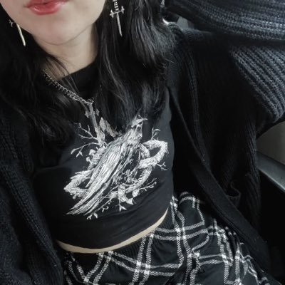 nubesynose's profile picture. kind of book that you can't put down