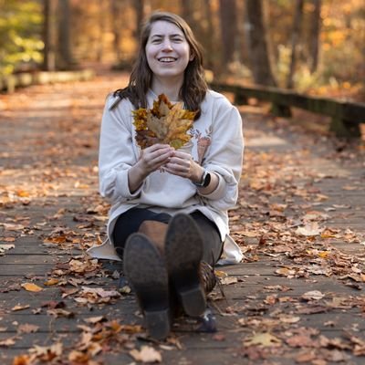 alienatheart29's profile picture. 🎶 I'm more than a pretty girl 🎶 / 29 🍹 / cat mom 🐱 /bookaholic 📚 / Chiefs 🏈 / ❤️‍🔥 in my showgirl era ❤️‍🔥