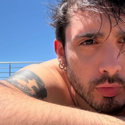 papixbones's profile picture. 