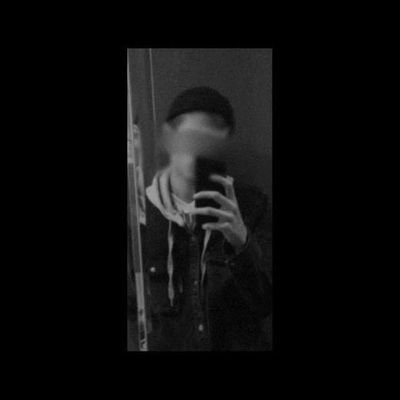 Heydar_k17's profile picture. آقای نویسنده..