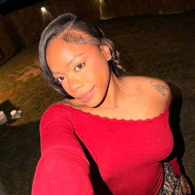 ka_raine's profile picture. 🦄