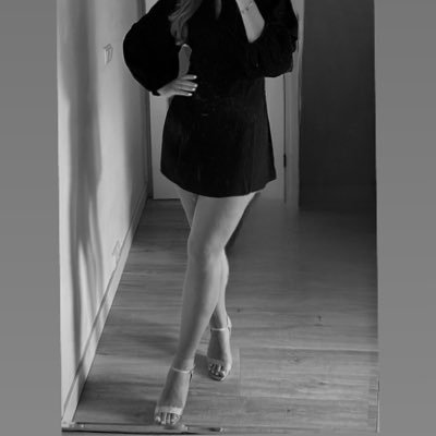 CoupleGoddesses's profile picture. Lesbische meesteressen | FINDOMME | €20 tribute | VERIFICATIECHECK IN DM | Accepteert aanvragen | Real + Online | Noord-Holland, tegen juiste betaling overal.