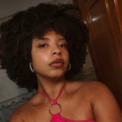 __jubzzz's profile picture. Não me aborrece.