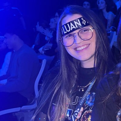 Jessluceena's profile picture. https://t.co/HZB5JxStoA