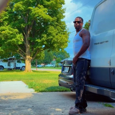 SirDom95's profile picture. LeBron James Twitter Lawyer    https://t.co/YieZFYLfgP