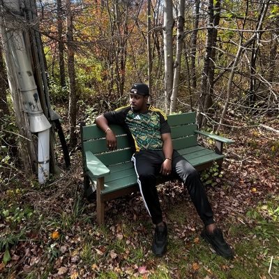 Zauvaughn's profile picture. who would’ve thought? not me. 🇯🇲|| 🇨🇦