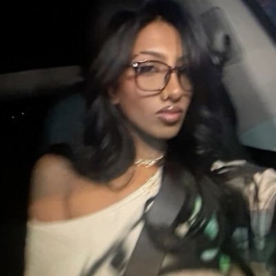 livekooc's profile picture. fuck therapy, I’m listening to katseye and adéla