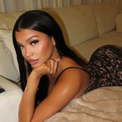 babydxllyy's profile picture. Katherine. 25 yrs. | your favorite and sexy morenita | baby slut| Tell:  https://t.co/S8VC3Utj7Y
fake acc