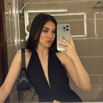 mrymgolshani's profile picture. 