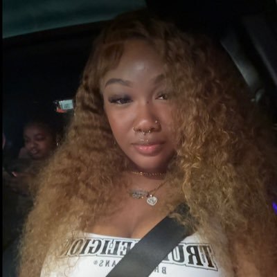 sadabarbi's profile picture. had no clue anyone was mad. don’t care.