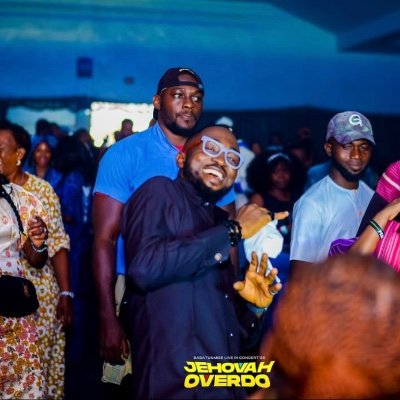 Comolli5's profile picture. CEO RG. My Favorites (@LFC)&(@Davido). Lover of GOD, football&good music, I’m a good cook and I love Banter…