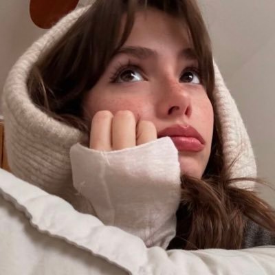 aloosasha's profile picture. 