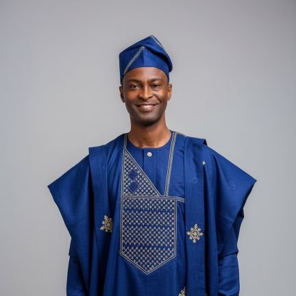 Yemzy002's profile picture. ..give in your best shots!