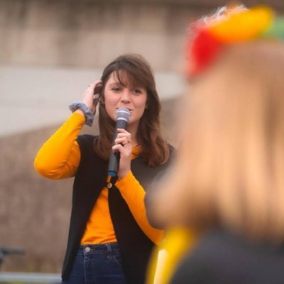 AFlore_Rouillon's profile picture. Candidate PS à la @mairie7 arrondissement de Paris.
Engagée pour une alternative sociale, écologique et populaire.
Face à Dati, un autre récit 🌹🌈🗼
25 ans
