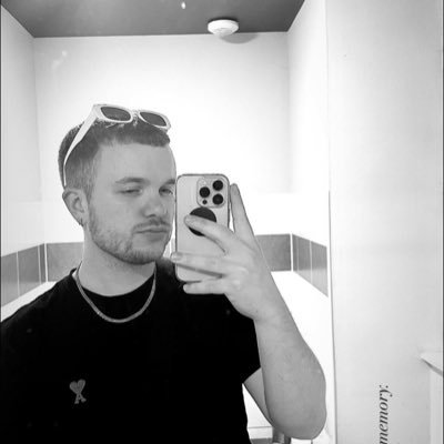 tristaan_f's profile picture. 