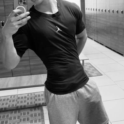 jahantigh80240's profile picture. 