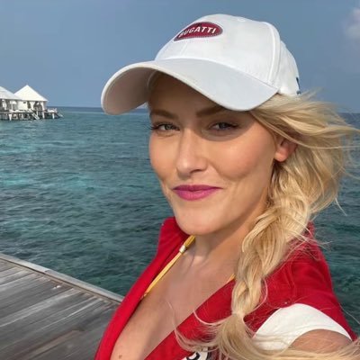 evannn_kate's profile picture. I came from a billionaire family I love to help the poor and the needy because it makes me feel good and if my father still alive he would do the same 🤩❤️