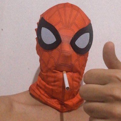 SozinhoNoTopo's profile picture. Falo merda mas sou real dolar euro