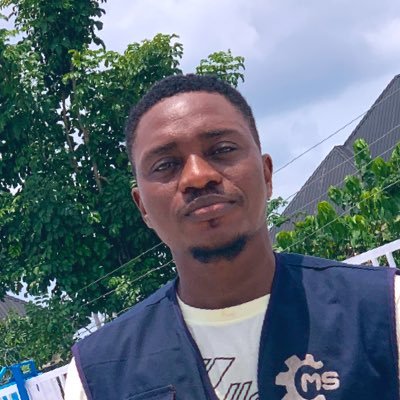 Vivianybuks's profile picture. Ronaldo Chelsea Palmer Real Madrid. Love Life 💙🤍🏆🏆🏆 live commentary when available.